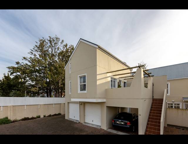 2 BEDROOM APARTMENT FOR SALE IN HARFIELD VILLAGE